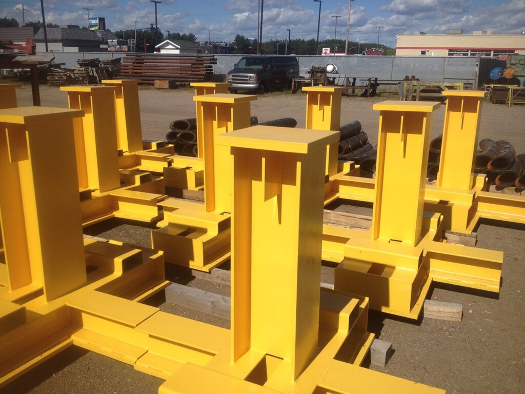 Supports en acier variés